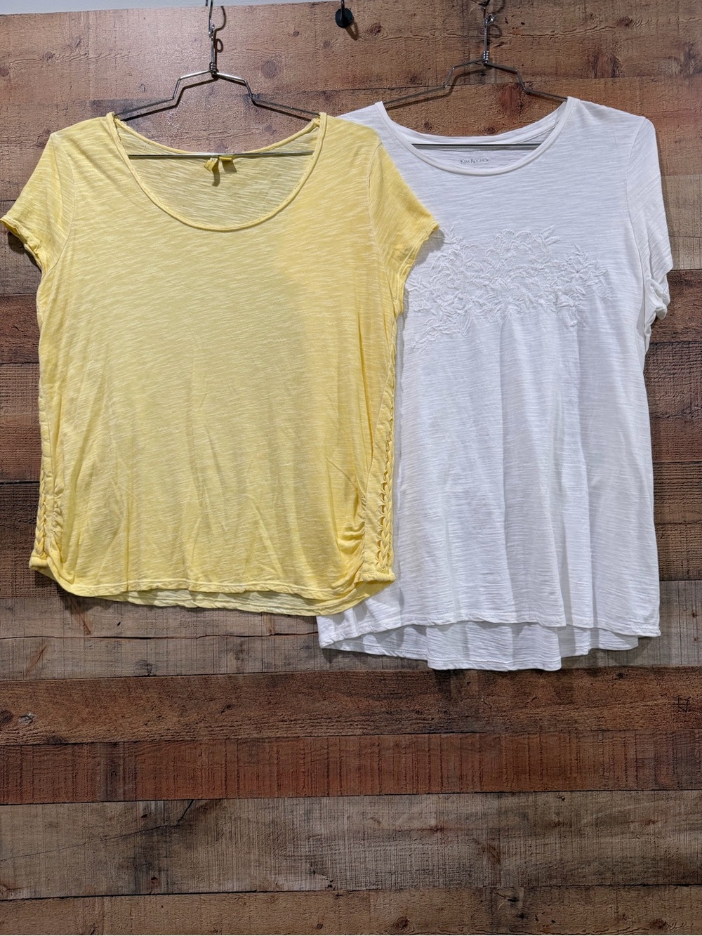 Pair of Scoop Neck Women’s Tops-Yellow by CATO & White by Kim Rogers Size Lg